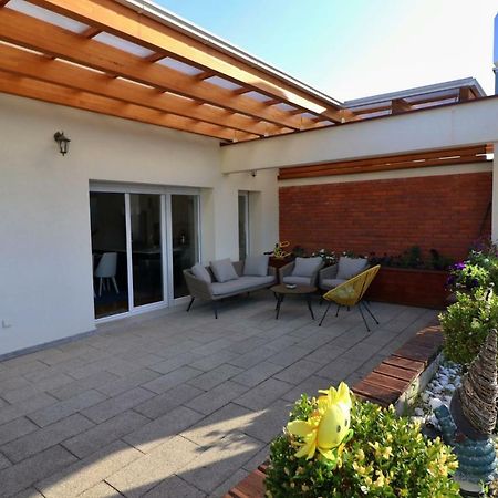 Lilly Dream Home Deluxe Penthouse With A Terrace Sarajevo Exteriör bild