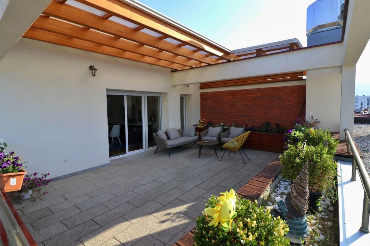 Lilly Dream Home Deluxe Penthouse With A Terrace Sarajevo Exteriör bild
